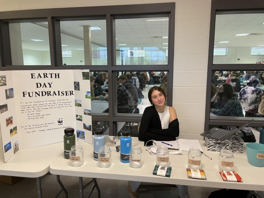 Naccarato planned a fundraiser with fellow senior Kam Watkins to raise money for the World Wildlife Fund by raffling off Hydroflasks and tote bags, selling metal straws, and collecting donations. Photo by Olivia Marler.
