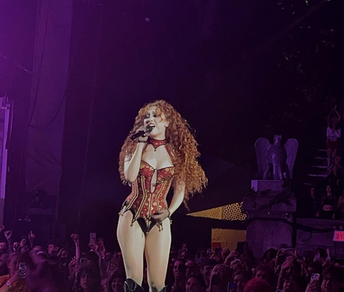 Roan performing “Naked in Manhattan” at Forest Hills Stadium on Sept. 20. Photo by Carter Teti.